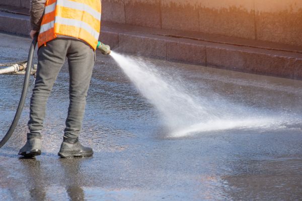 Cost of Asphalt Pressure Washing in Schaumburg