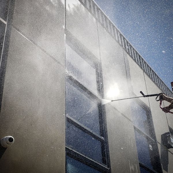 Cost of Exterior Building Washing in Schaumburg